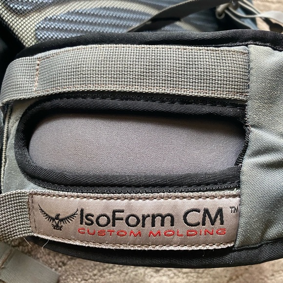 Osprey Aether 70 Backpack (Size M) - Picture 4 of 4